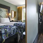 トーン オリオン ホテル 4*